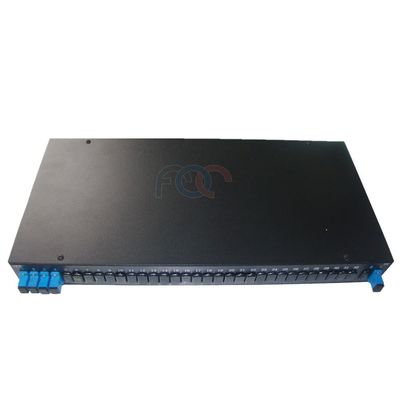 1 × 4 LSZH ตัวแยกไฟเบอร์ออปติก PVC G.657A 1260nm พร้อมตัวเชื่อมต่อ FC SC LC ST