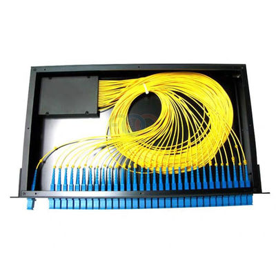 1U Rack Mount PLC Splitter Box เหล็กเย็น 1 × 32 การสูญเสียการแทรกต่ำ