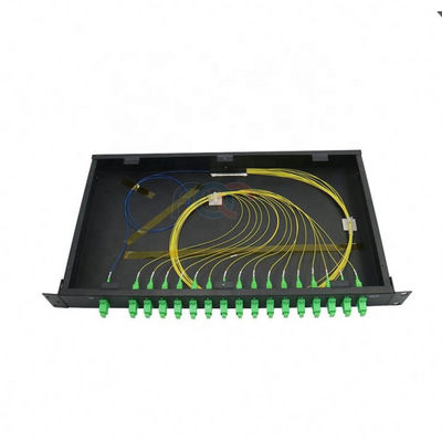 1x16 FTTH แยก PLC แบบพาสซีฟ 1 RU 19 &quot;Rack Mount SC APC Low PDL