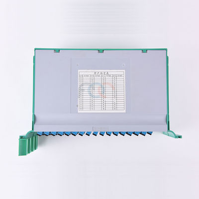 FTTH พาเลทไฟเบอร์แยก PLC 1650nm 19 &quot;Rack Mount 1x64 SC UPC