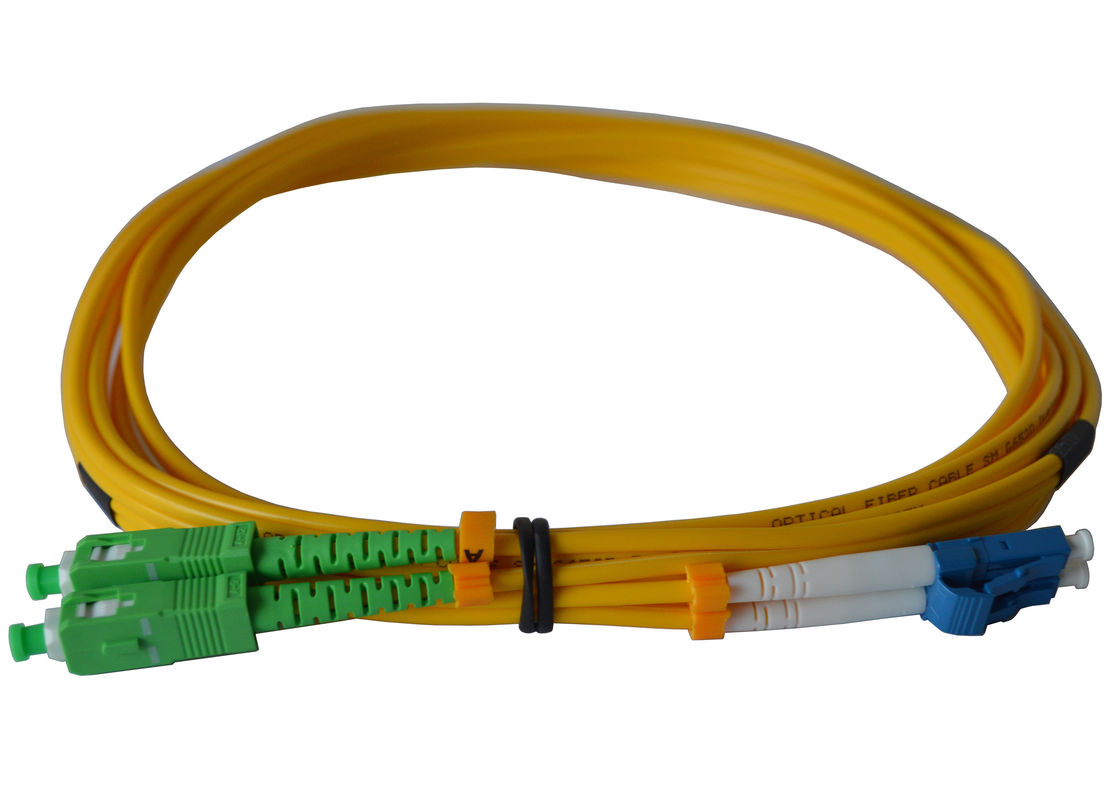 Duplex SC / APC สายแพทช์ไฟเบอร์ออปติก SM สำหรับเครือข่ายโทรคมนาคมเป็นไปตาม RoHS
