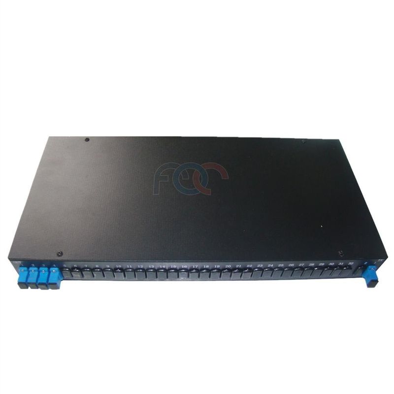 1 × 4 LSZH ตัวแยกไฟเบอร์ออปติก PVC G.657A 1260nm พร้อมตัวเชื่อมต่อ FC SC LC ST